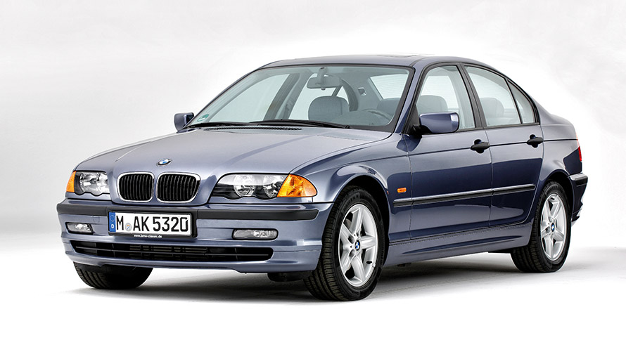 BMW Serie 3 Berlina E46, cuarta generación, vista de tres cuartos del frontal BMW Serie 3, BMW Serie 3 Berlina E46, cuarta generación, vista de tres cuartos del frontal