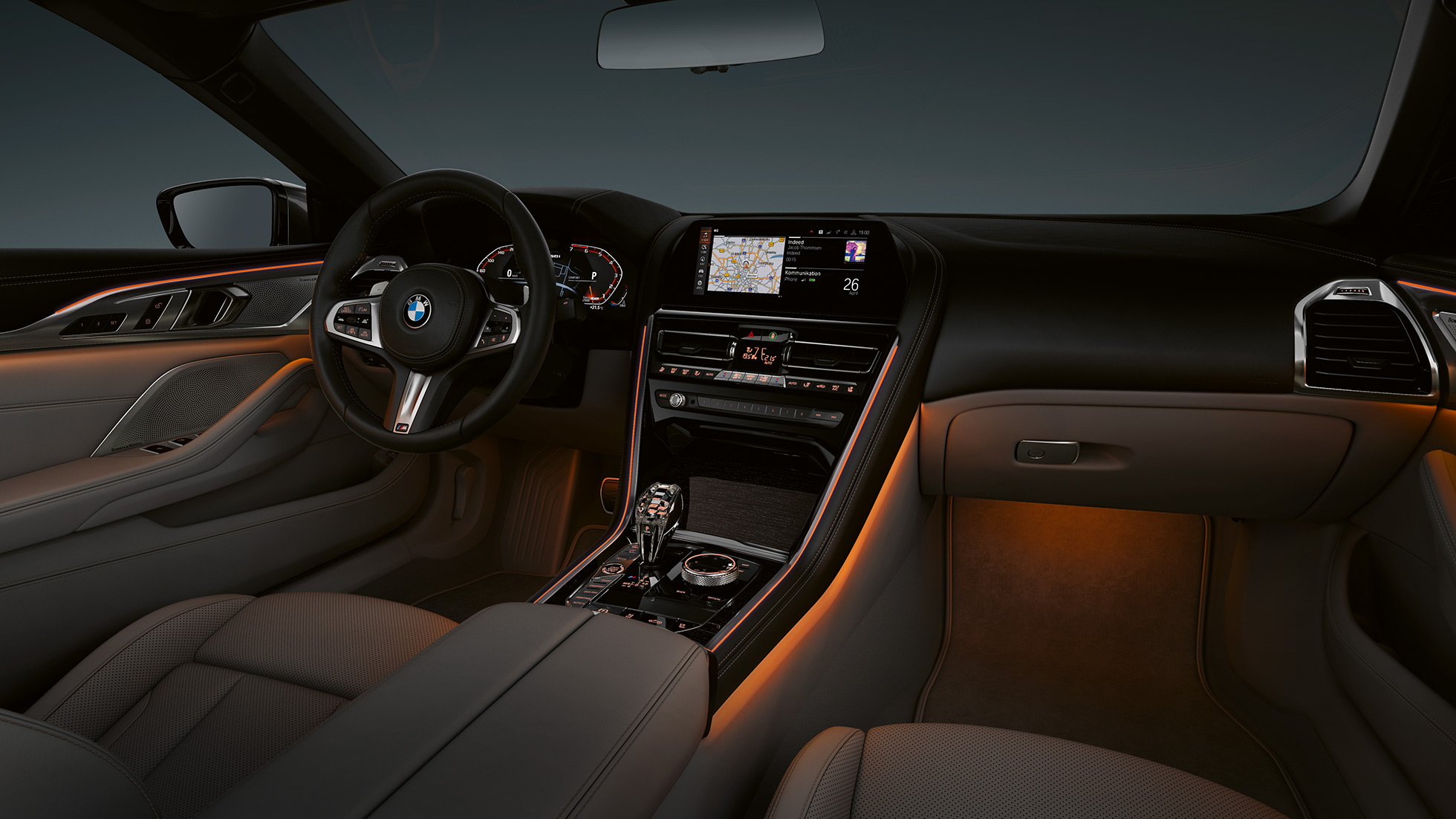 BMW M850i xDrive, interior, iluminación ambiental. BMW M850i xDrive, interior, iluminación ambiental.