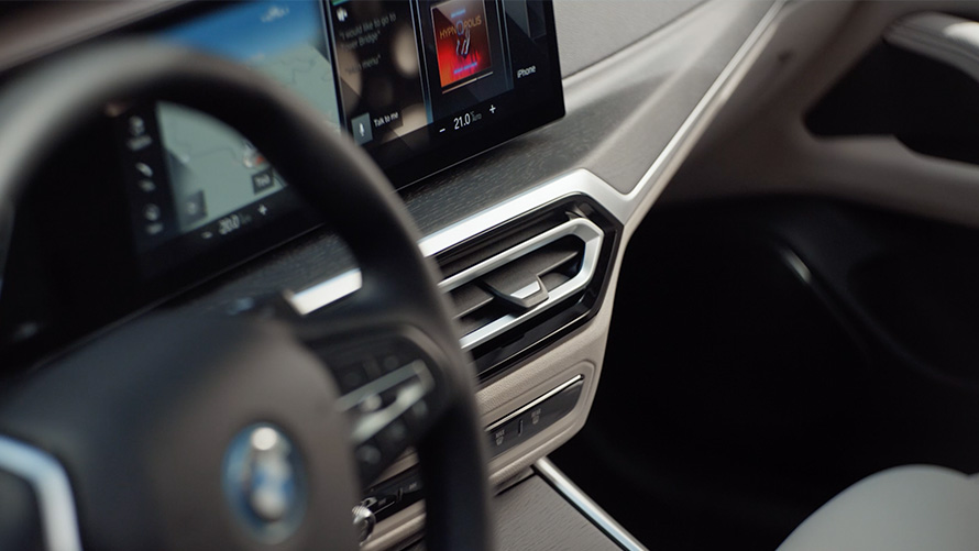 BMW i4 eDrive40 G26 2021 Mineralweiss Diseño interior en detalle Vídeo BMW i4 eDrive40 G26 2021 Mineralweiss Diseño interior en detalle Vídeo