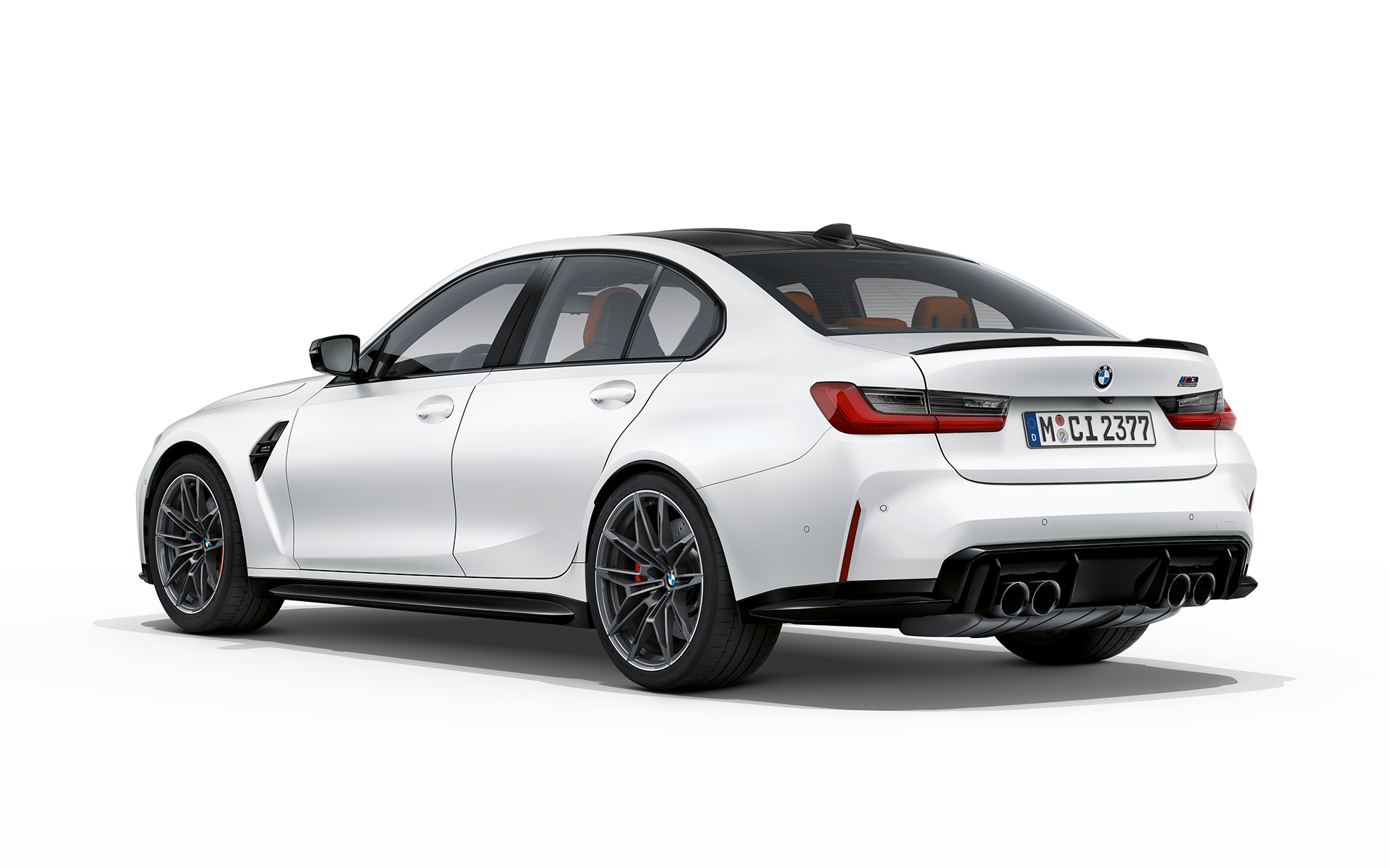 BMW M3 Competition G80 2020 Frozen Brilliant White metalizado Vista de tres cuartos de la zaga