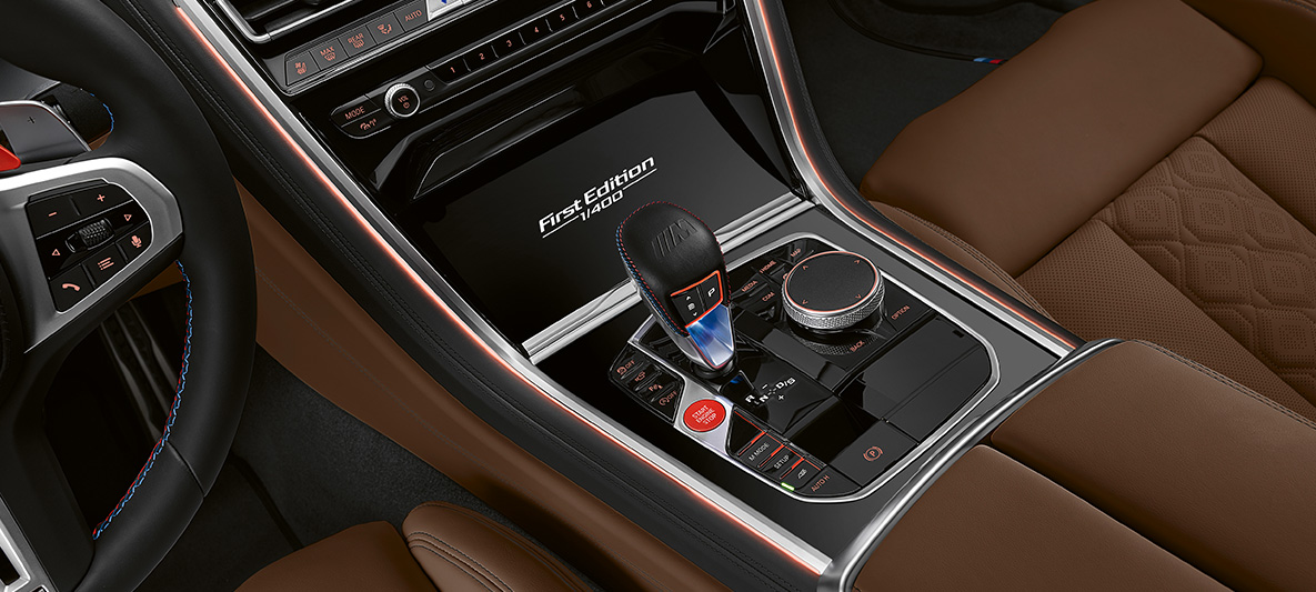Denominación “First Edition” del BMW M8 Gran Coupé First Edition Denominación “First Edition” del BMW M8 Gran Coupé First Edition 2020 BMW Individual Aurora Diamond Green metálico, interior