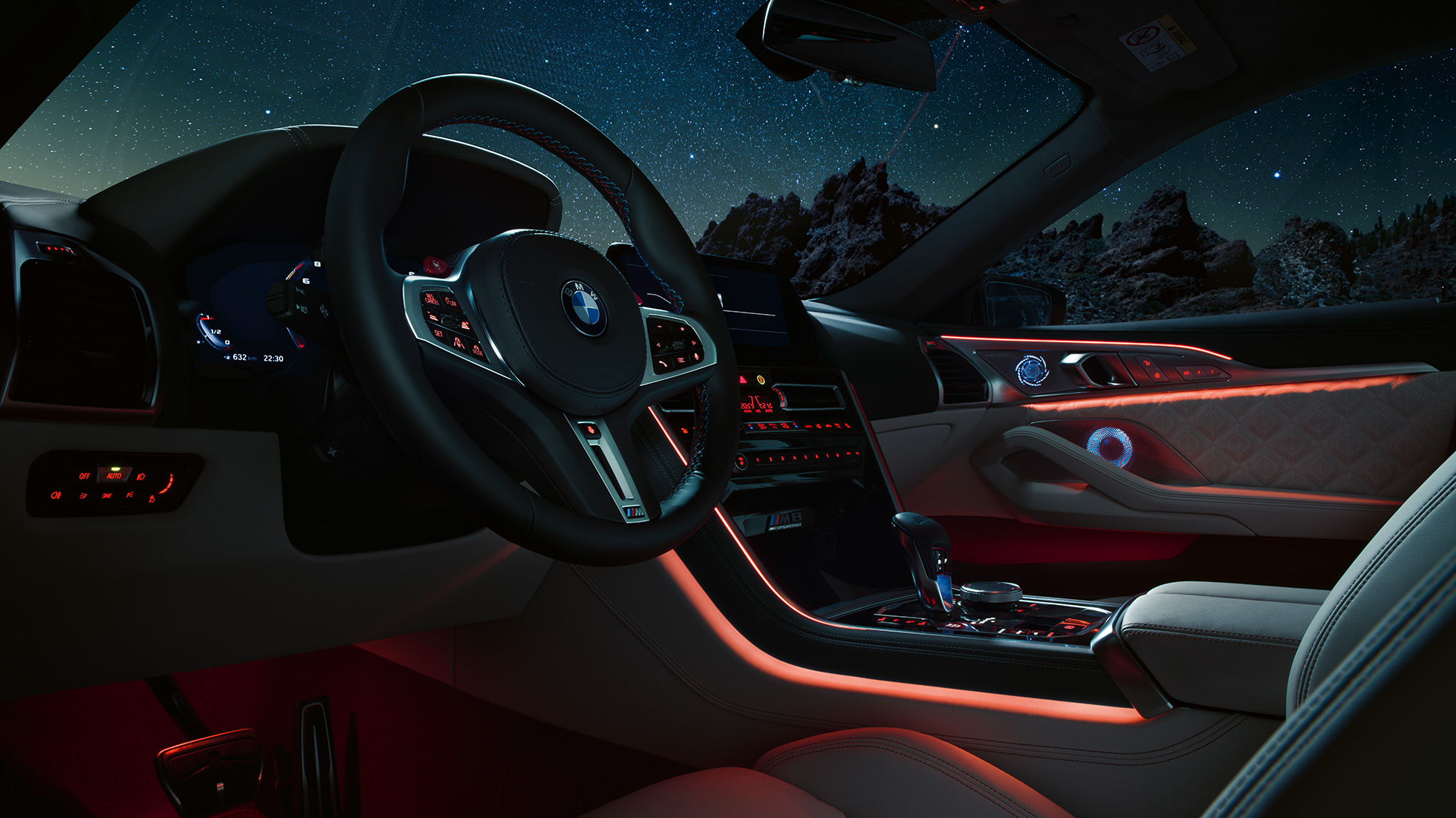 Cabina del BMW M8 Competition Gran Coupé Cabina del BMW M8 Competition Gran Coupé 2020
