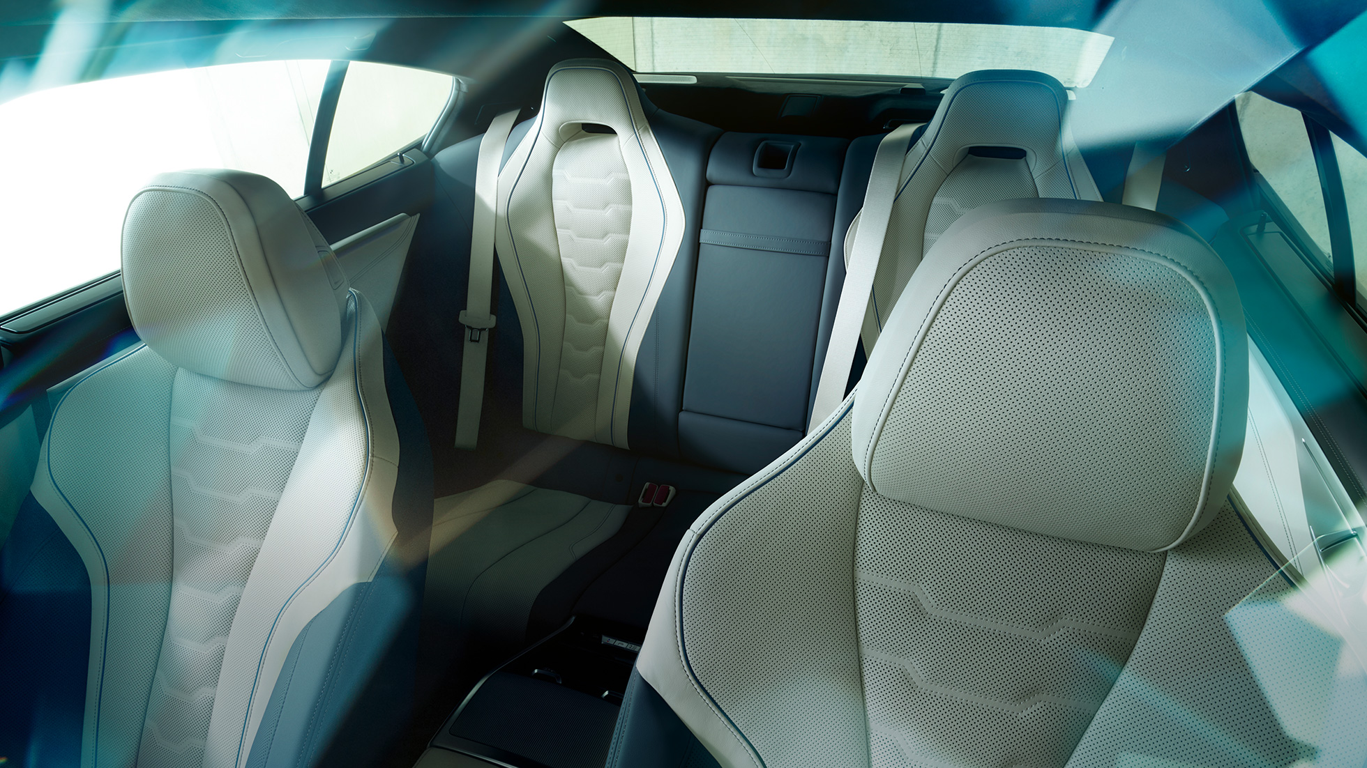 Lujosos asientos de piel en el BMW M850i xDrive Gran Coupé Lujosos asientos de piel en el BMW M850i xDrive Gran Coupé G16 2019, interior