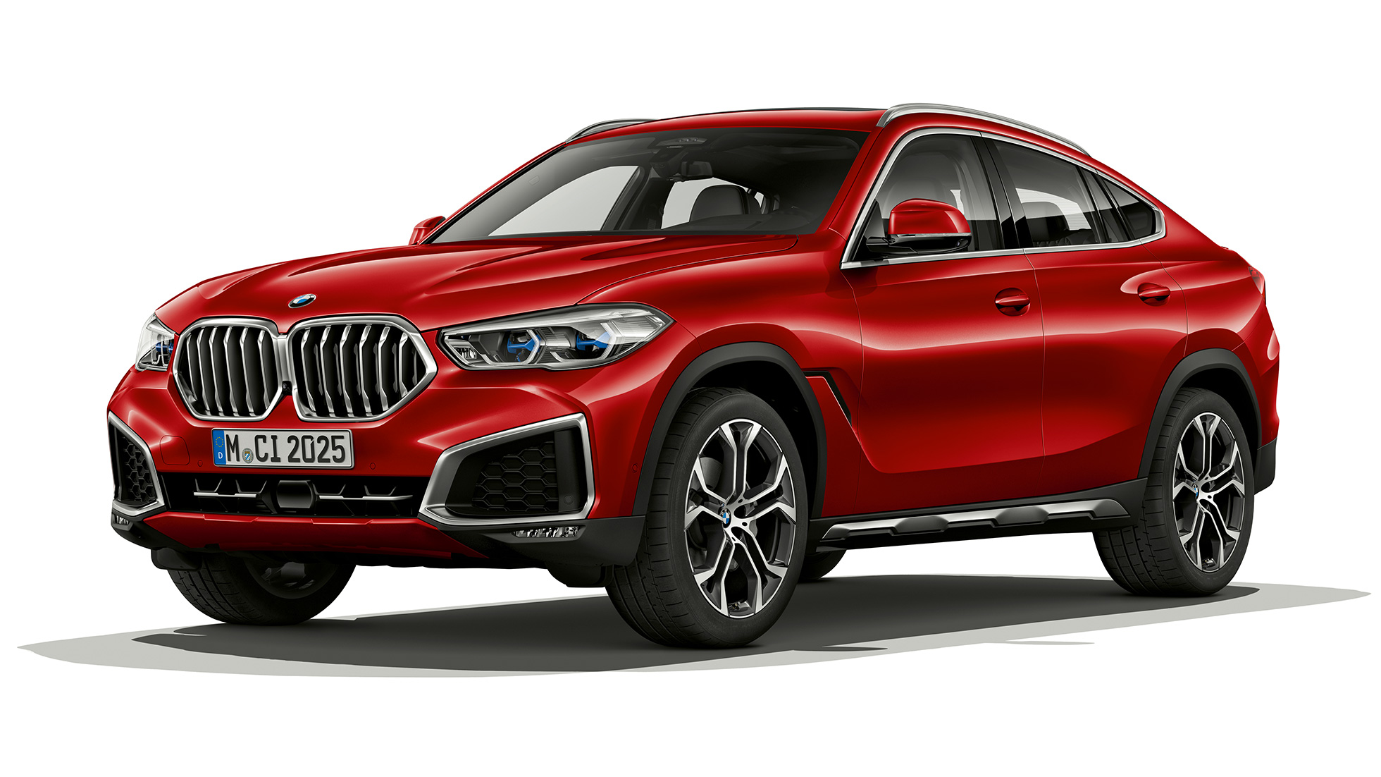 BMW X6 con BMW xLine, exterior. BMW X6 con BMW xLine en perspectiva frontal de tres cuartos.