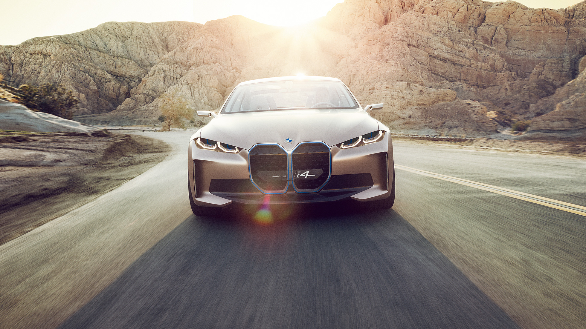 Dinamismo de conducción BMW Concept i4 2020 G26 BMW Concept i4 2020 G26, automóvil totalmente eléctrico, BMW Gran Coupé, dinamismo de conducción, autonomía