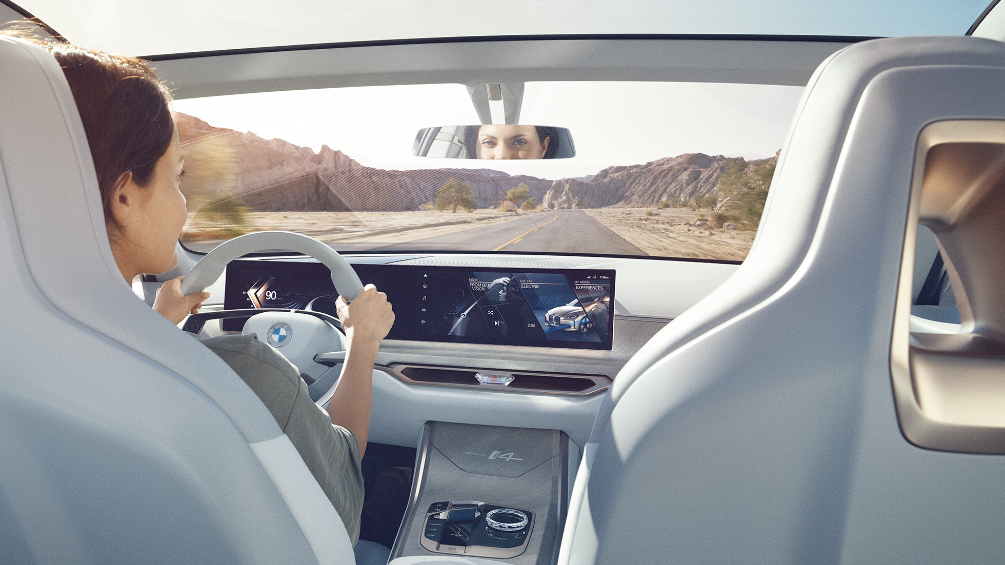 Curved Display BMW Concept i4 2020 G26 BMW Concept i4 2020 G26, automóvil totalmente eléctrico, BMW Gran Coupé, Curved Display, pantallas digitales