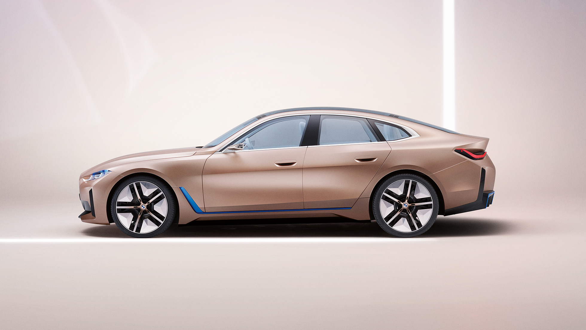 Exterior 3 BMW Concept i4 2020 G26 Exterior 3 BMW Concept i4 2020 G26, automóvil totalmente eléctrico, BMW Gran Coupé