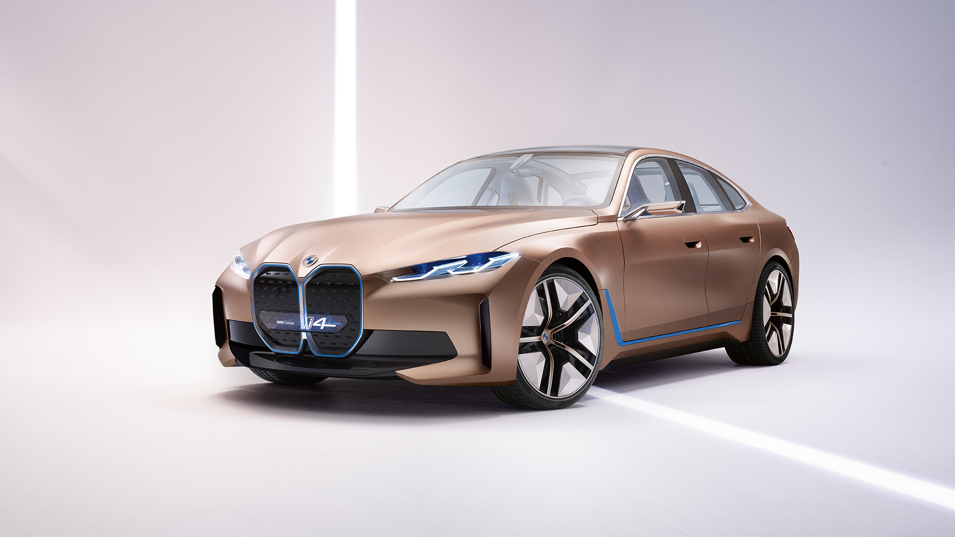 Exterior del BMW Concept i4 2020 Exterior del BMW Concept i4 2020 coche BMW Gran Coupé totalmente eléctrico, vista lateral