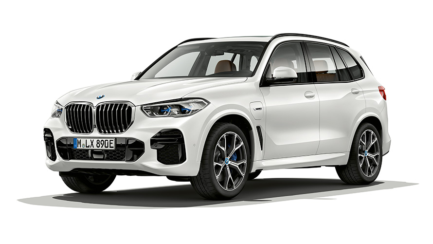 BMW X5 xDrive45e Modelo PHEV Vista de tres cuartos del frontal BMW X5 xDrive45e Modelo PHEV Imagen de estudio Vista de tres cuartos del frontal