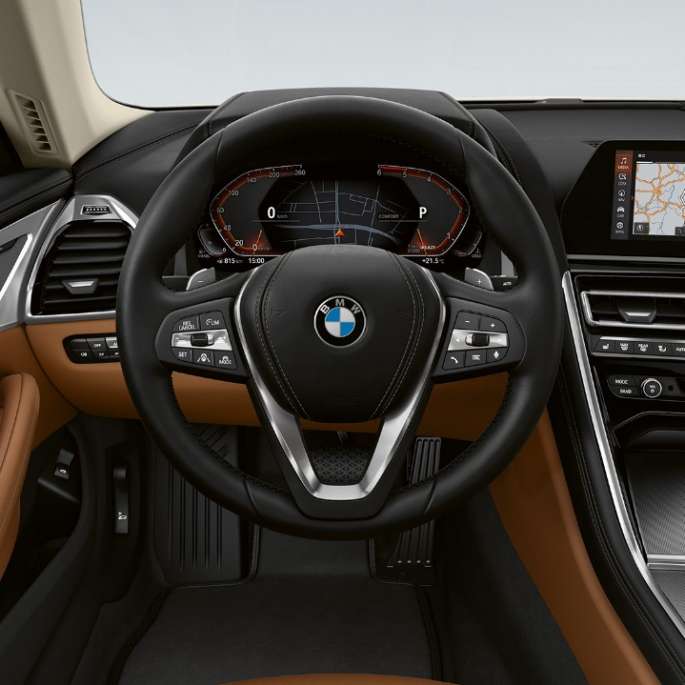 BMW Serie 8 Coupé, cabina, acabados de vestiduras interiores en aluminio oscuro con efecto de malla.